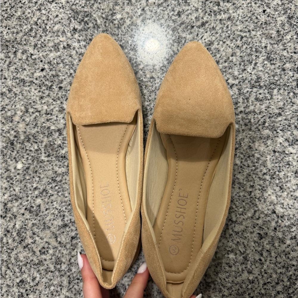 Joules Tan Flats with Suede Finish and Pointed Toe